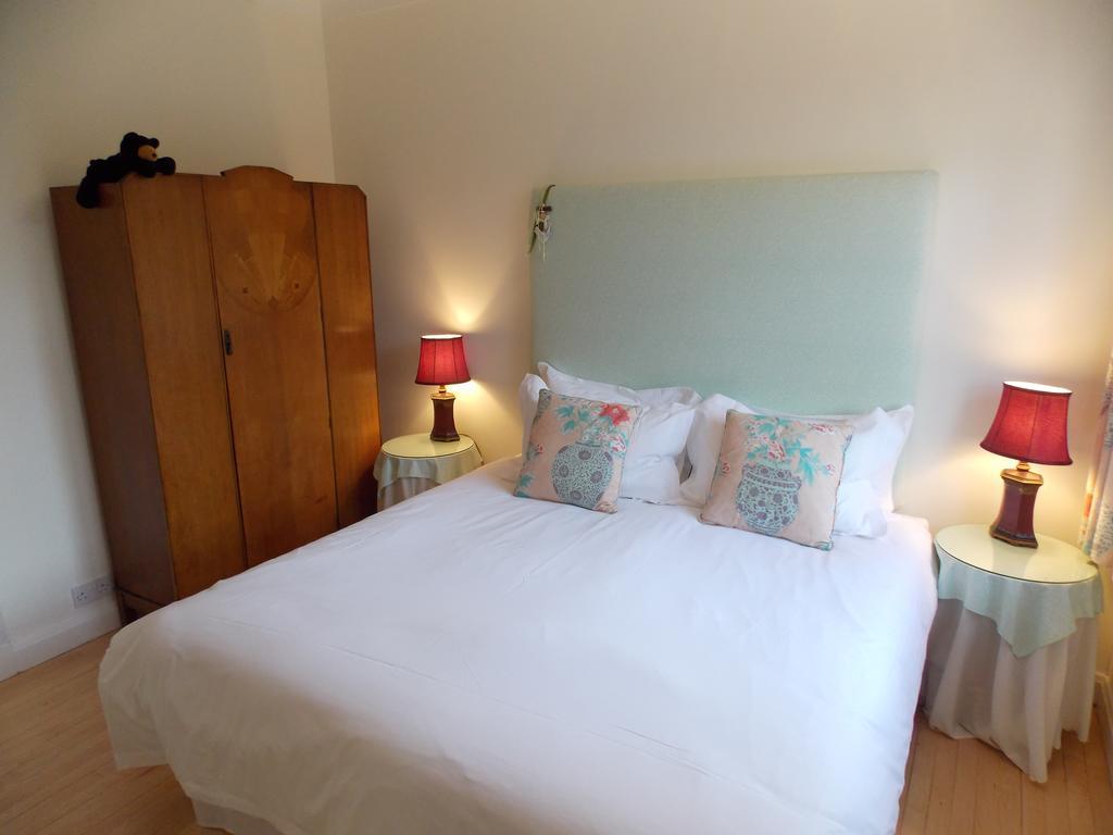 Violet Bank Apartment Morningside エディンバラ 部屋 写真